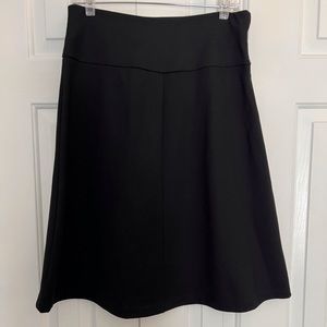 Adrienne Vittadini A-Line Black Ponte Skirt, Size 6, Very Good Condition